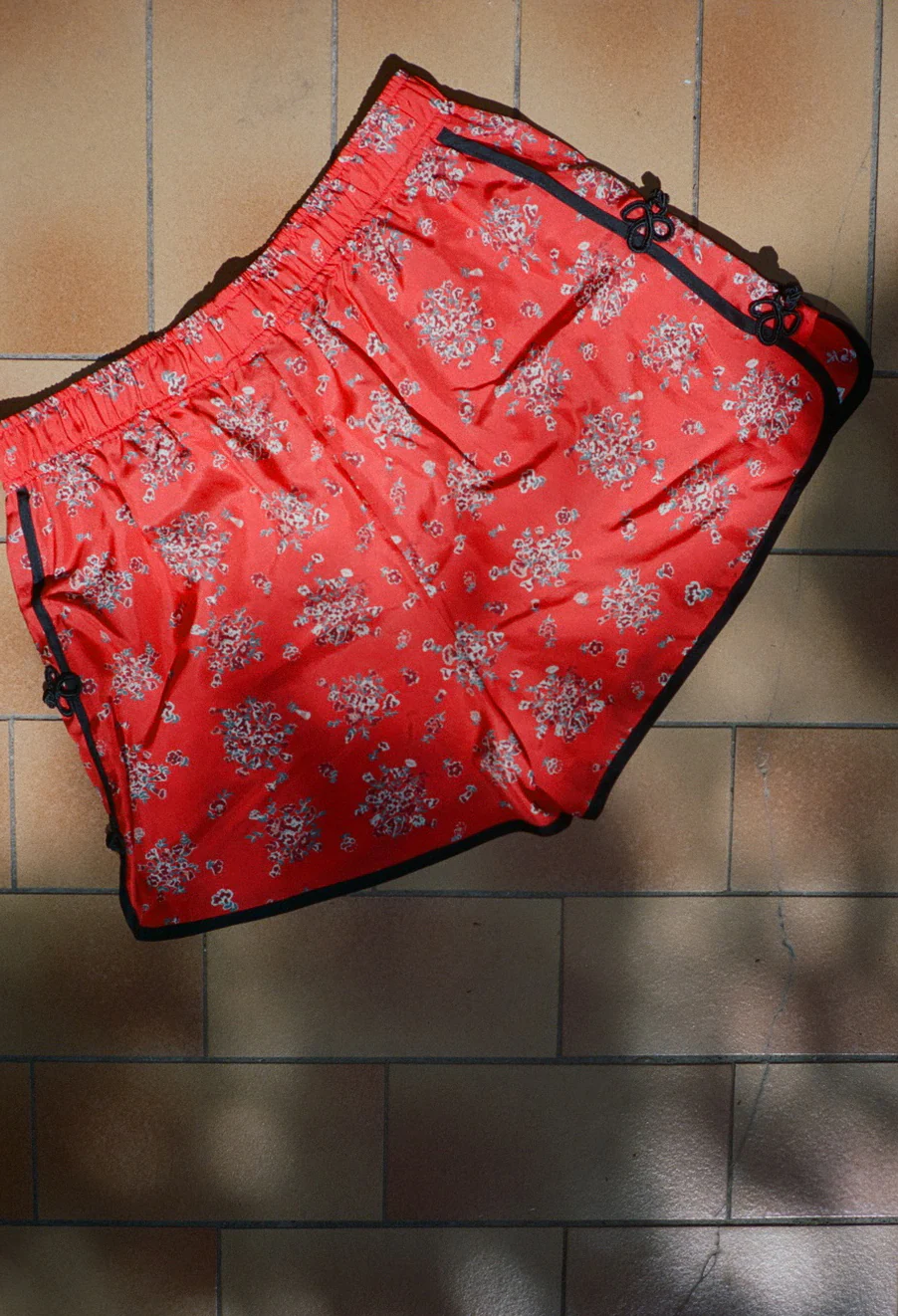 Bibbi Red Begonia Silk Short - Image 3
