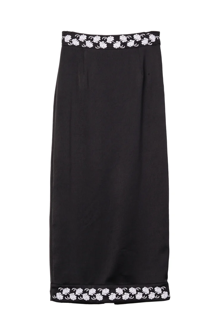 Elly Black Satin Skirt - Image 9