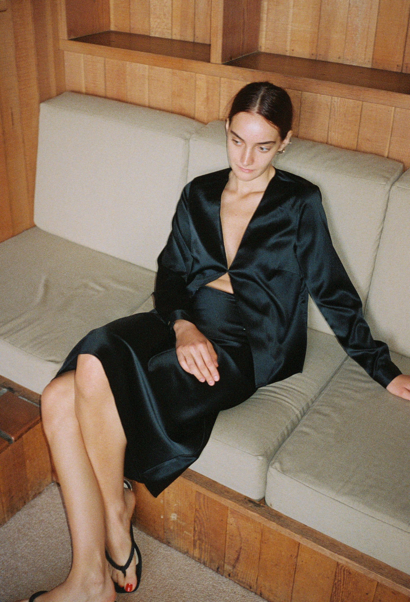 Ludavica Top Black - Image 4