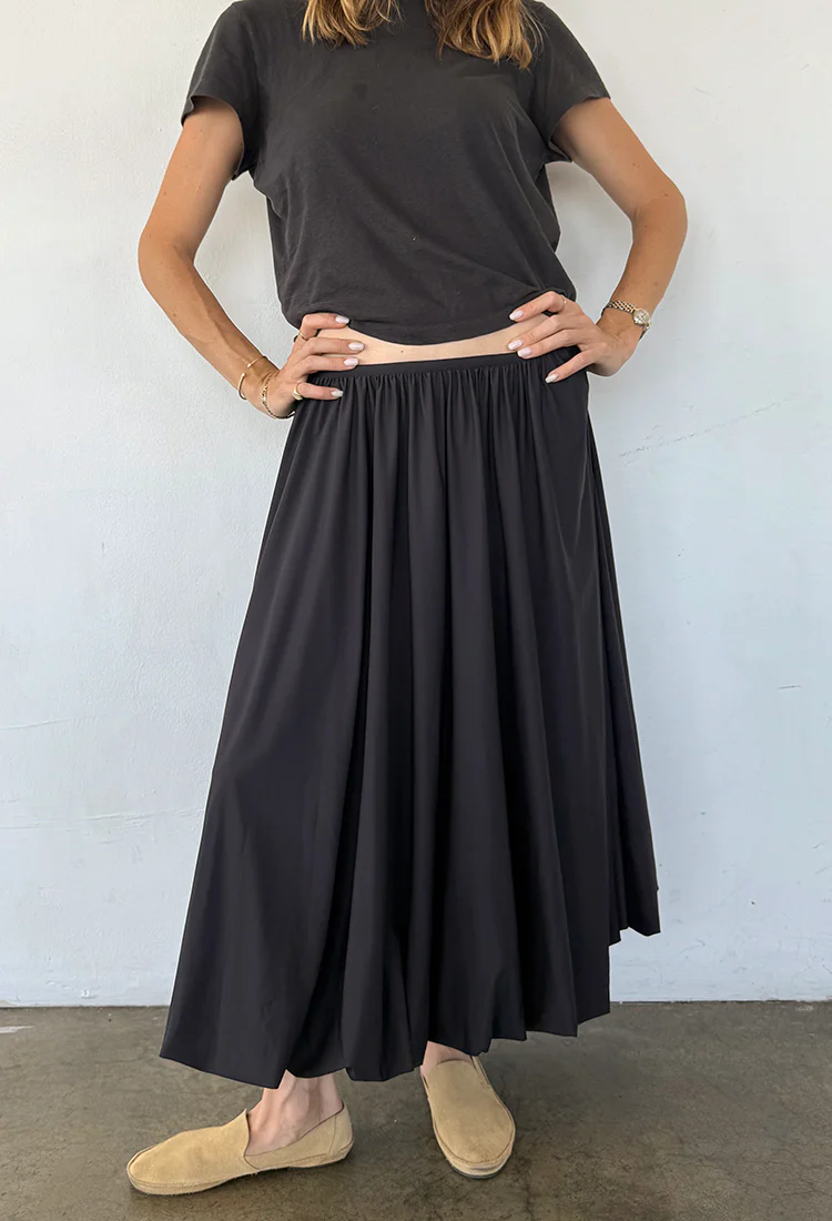 Marcella Black Jersey Bubble Maxi Skirt - Image 2