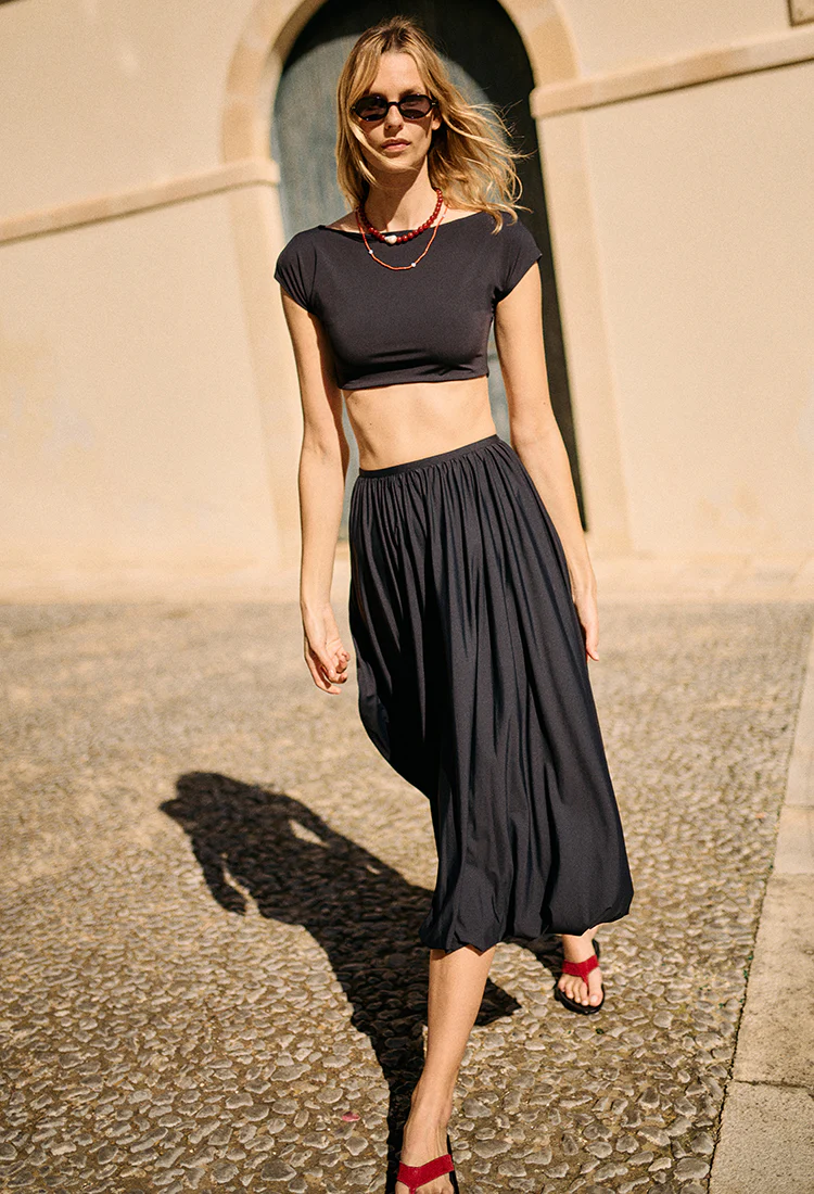 Marcella Black Jersey Bubble Maxi Skirt - Image 7
