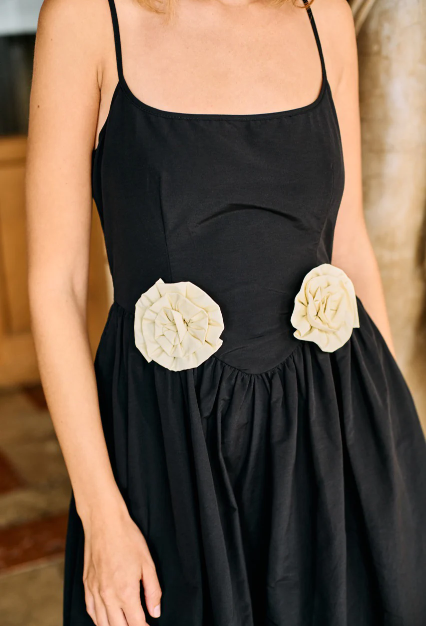 Neroni Dress Black Rosette - Image 2