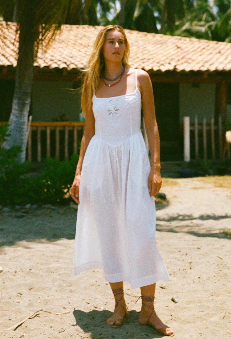 Neroni White Floral Embroidered Linen Dress - Image 3